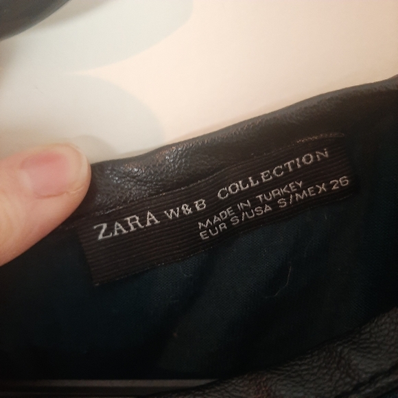 Zara w&b collection top with gold zipper - Picture 5 of 6